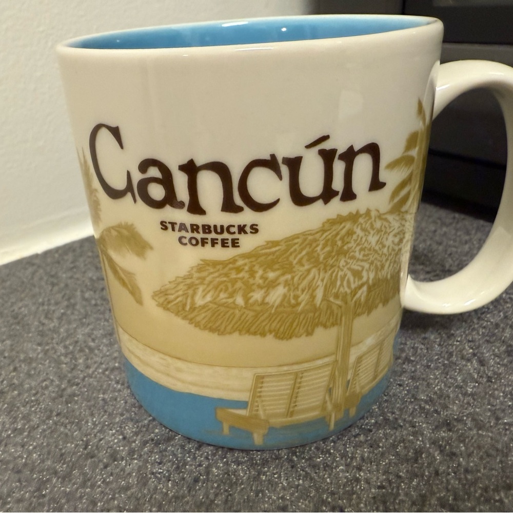 Starbucks collectors mug - Cancun